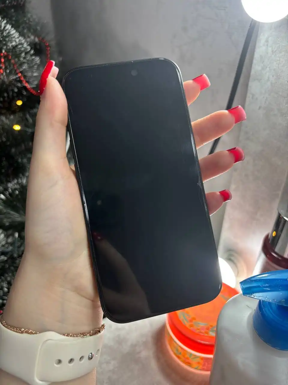 Продам iPhone 15 256 ГБ - Смартфоны (Электроника) в Саратов