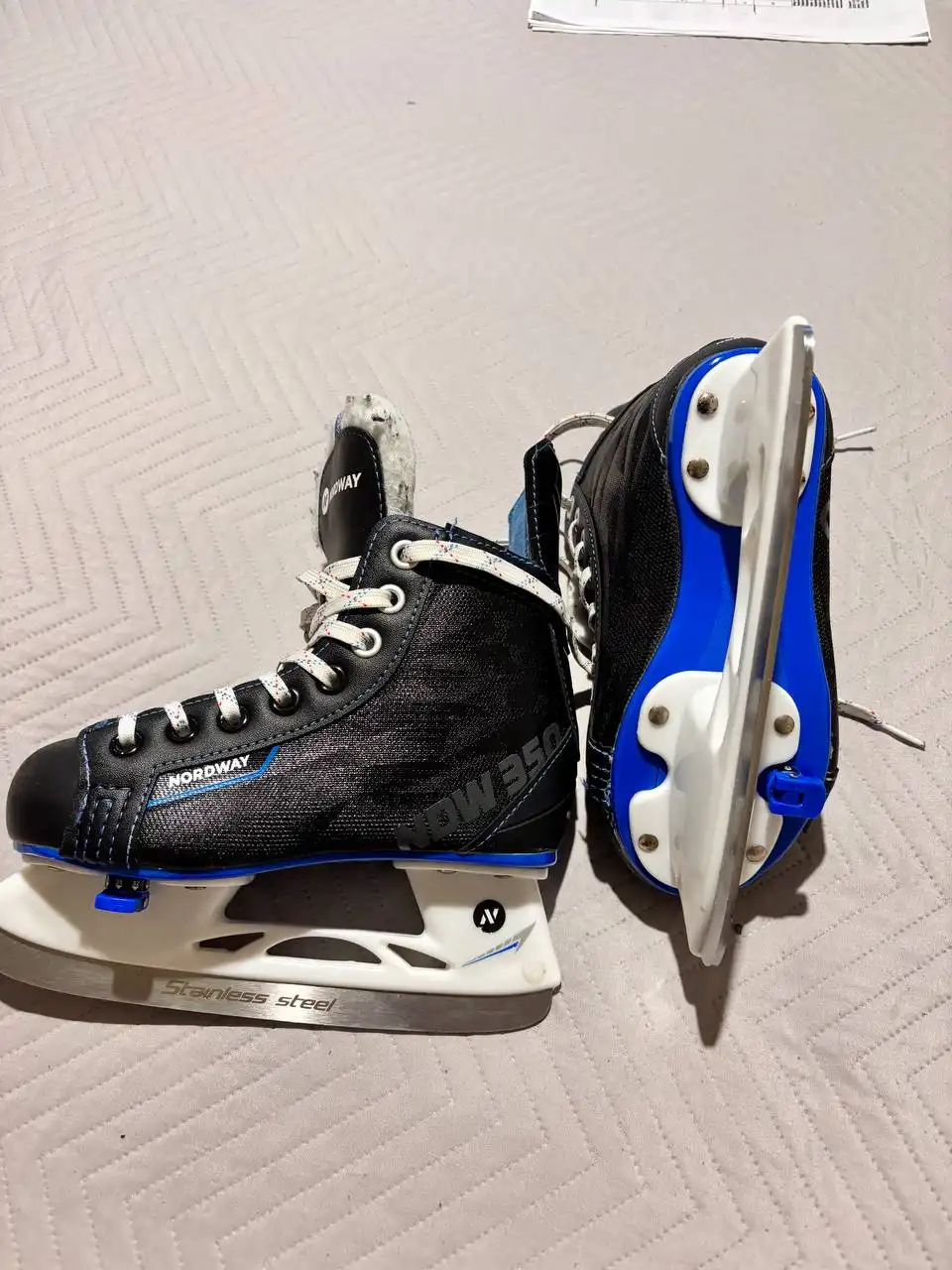 Продажа детских раздвижных коньков в отличном состоянии - Коньки (Хобби и отдых) в Саратов