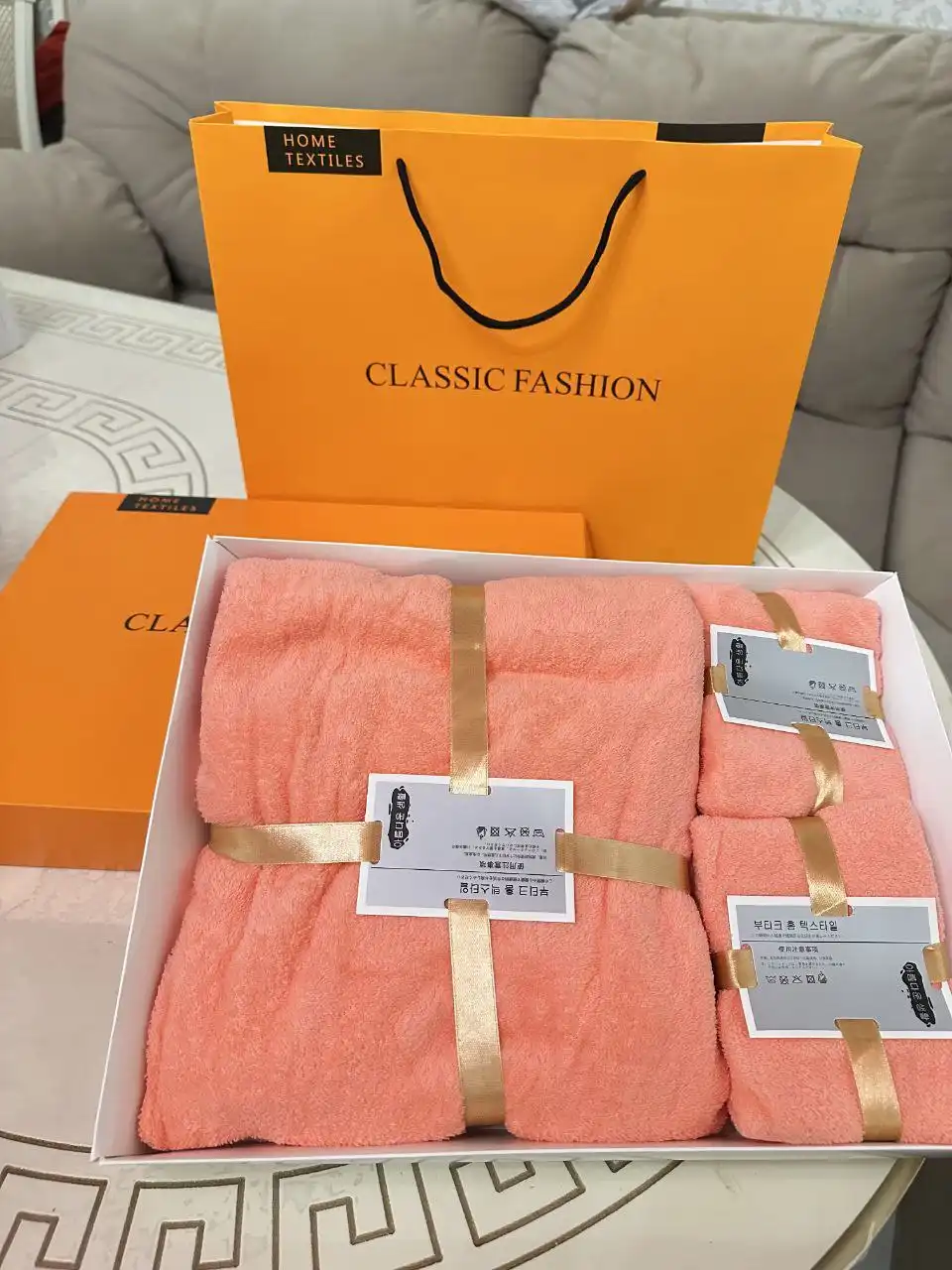 Подарочные рождественские наборы