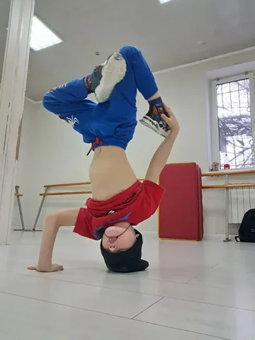 Брейк Данс для детей 3-12 лет - Мототехника в Симферополь