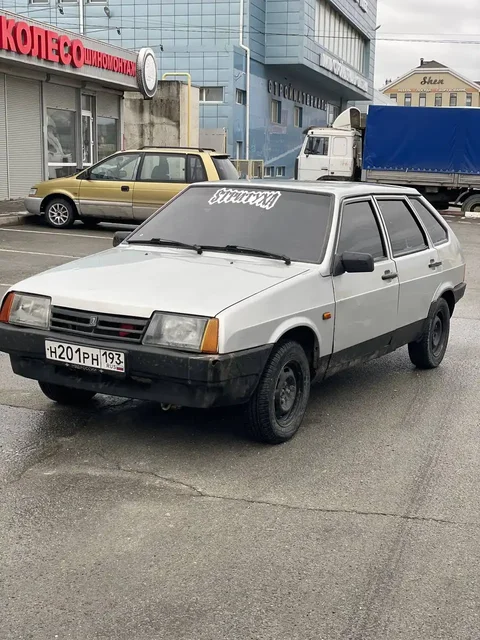 Продам автомобиль 2002 года инжектор - Авто в Симферополь