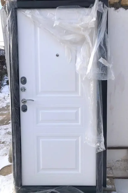 Продам новую металлическую входную дверь - частное объявление в Симферополь