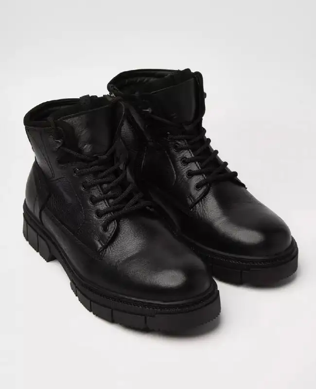 Продам новые мужские зимние ботинки размер 43 - Обувь (Одежда) в Симферополь