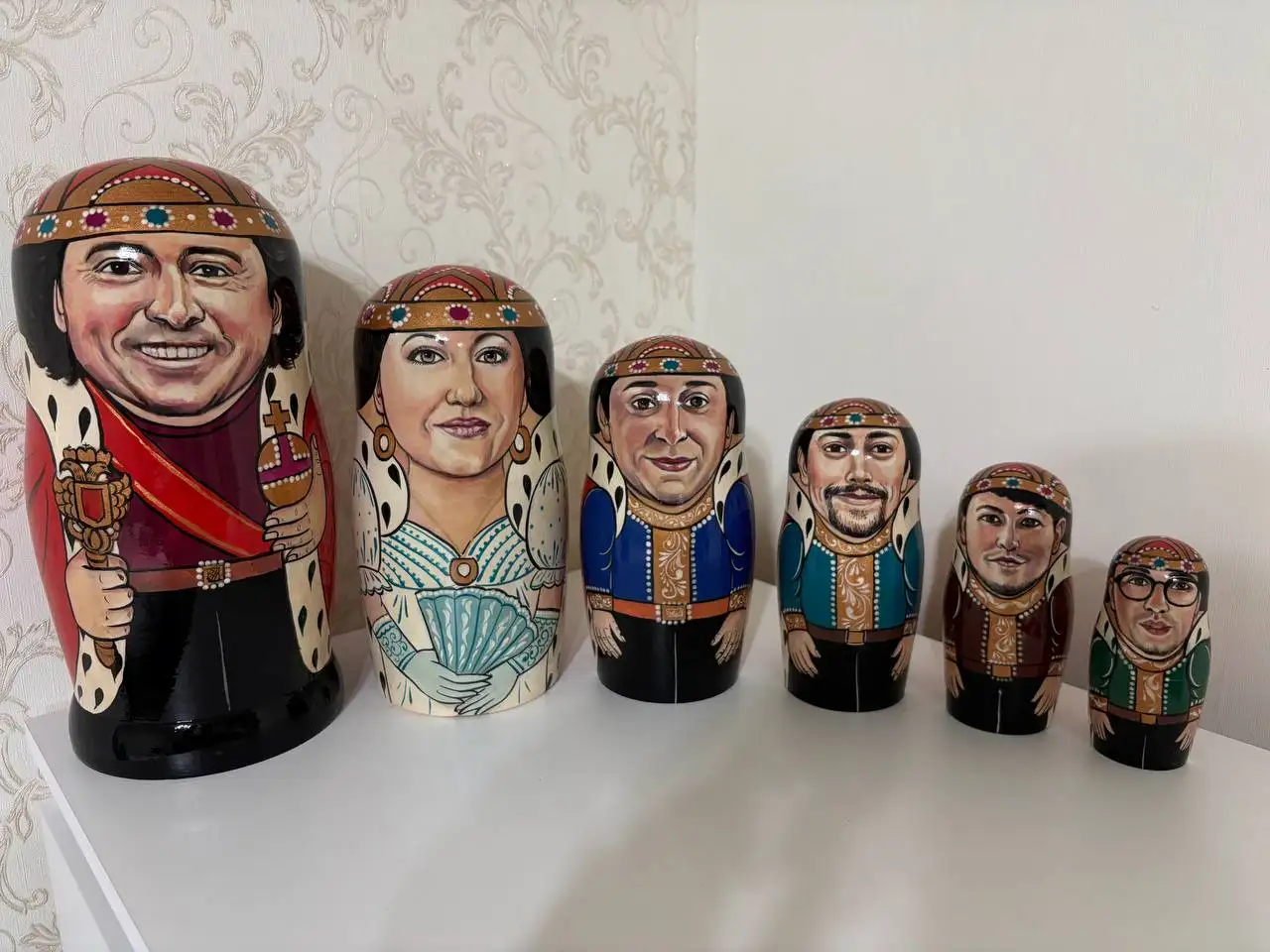 Роспись матрешки с портретами на заказ - Рукоделие и творчество (Хобби и отдых) в Симферополь