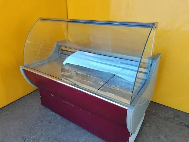 Продам морозильную витрину б/у в отличном состоянии - Контейнерная АЗС в Симферополь