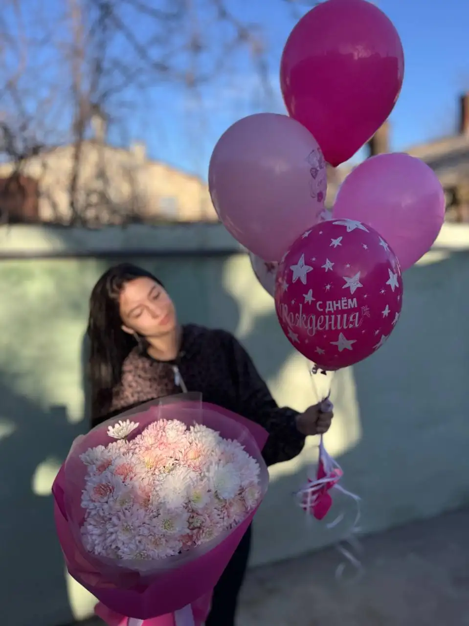 Букетик из 9 кустовых хризантем и 5 латексных шариков - Цветы (Хобби и отдых) в Симферополь