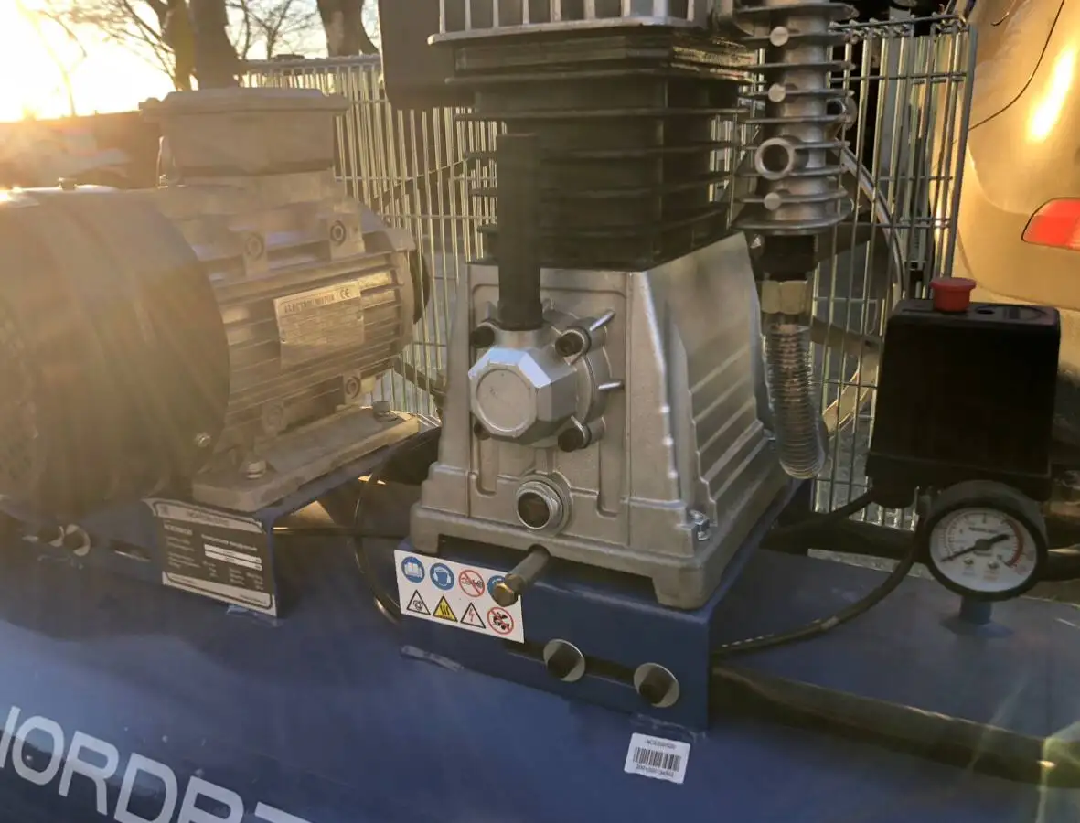Продажа нового поршневого компрессора NORDBERG NCE200/520 - Компрессоры (Готовый бизнес и оборудование) в Симферополь