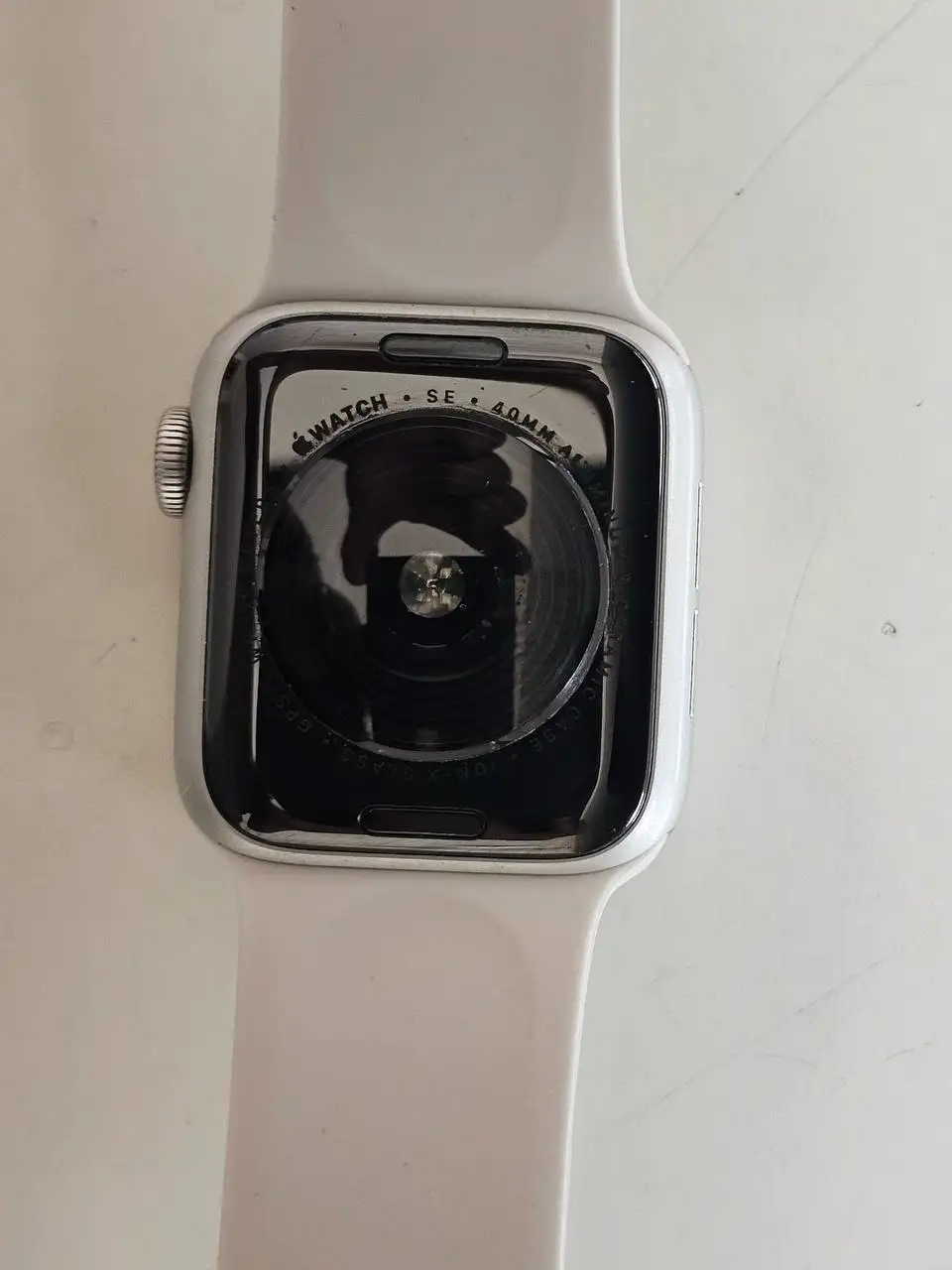 Apple Watch SE 40 мм серебристый - Наручные часы (Электроника) в Симферополь