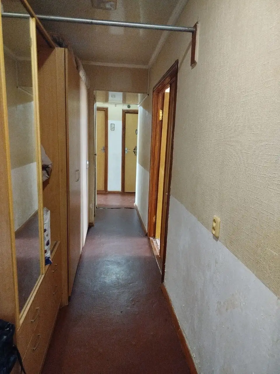 Продажа 3-х комнатной квартиры 73 кв.м - Квартиры (Недвижимость) в Симферополь