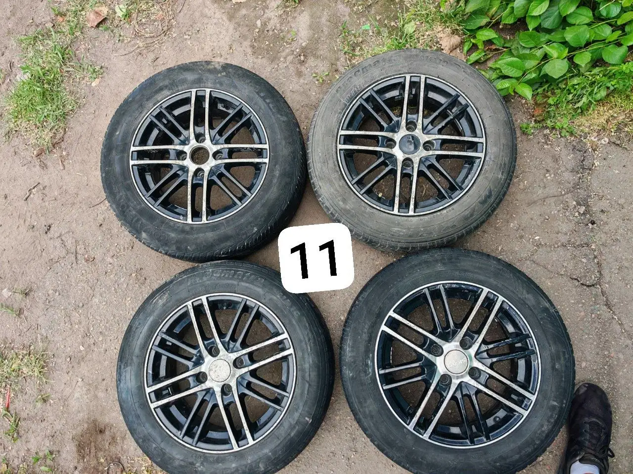 Продажа колес R13 и R14 - Шины и диски (Авто) в Мариуполь