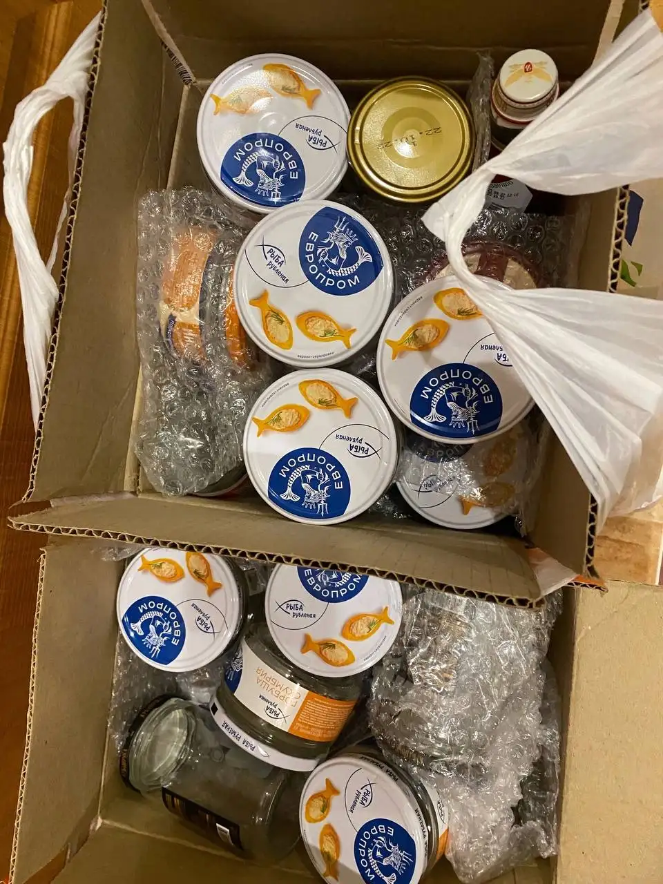 Продам разные банки и бутылки (более 30 штук) - Барахолка в Симферополь