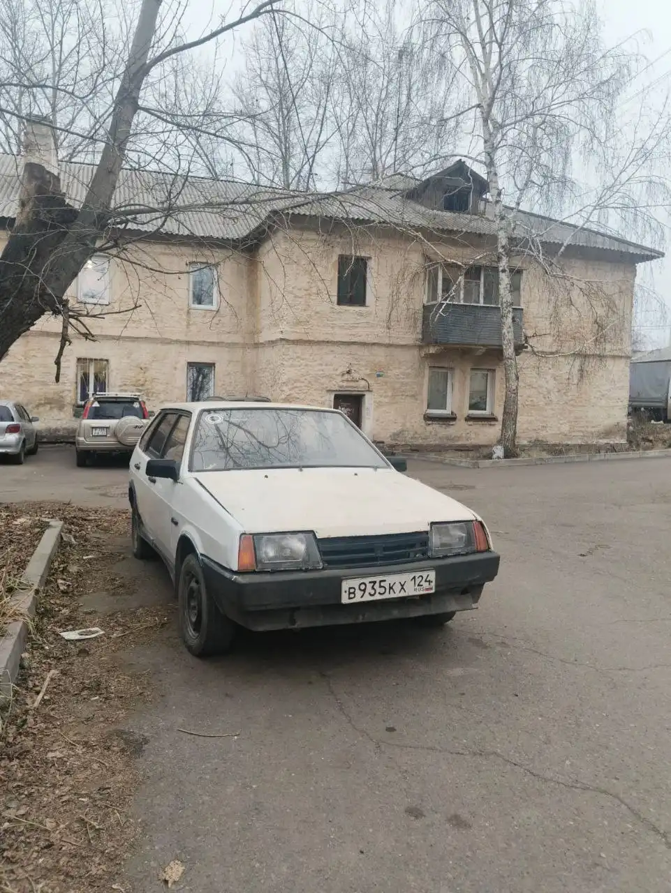 Продам ВАЗ 2109 с запасными частями