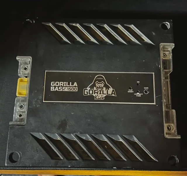 Продам автозапчасти - Запчасти в Красноярск