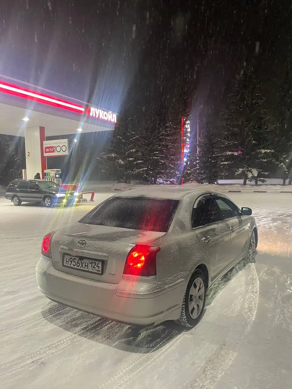 Продажа автомобиля с АКПП, левым рулем, объемом 2.0