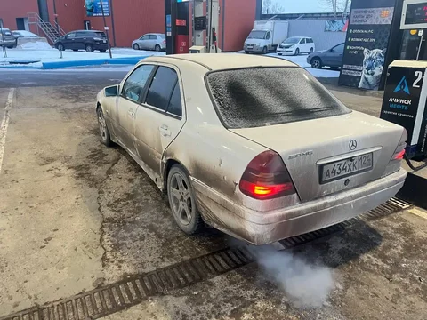 Продам автомобиль 1994 года 1.8 механика - Авто в Красноярск