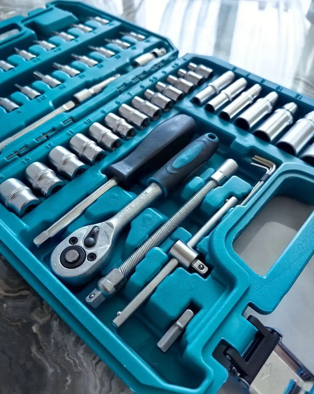 Набор инструментов Makita на 53 предмета