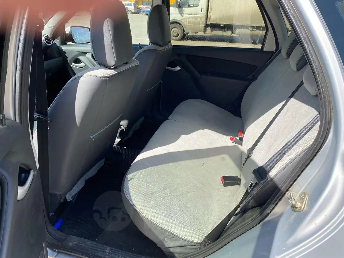 LADA Granta 2013 года, 1.6 AT Люкс, отличное состояние