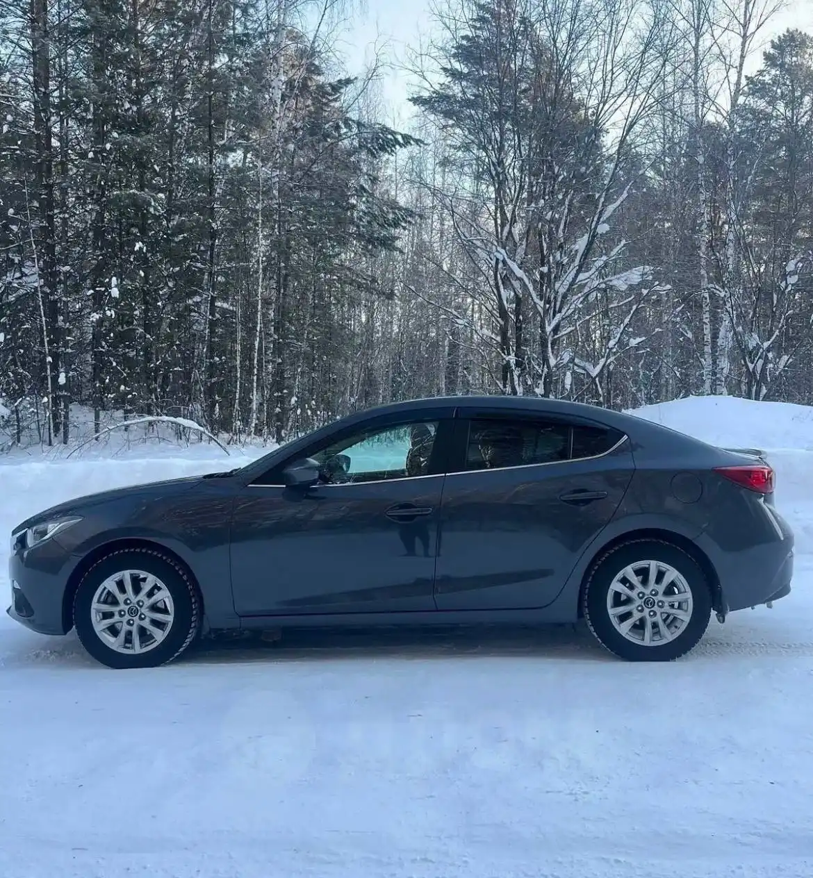 Mazda Axela - собственник, 2-й владелец, 3 года в России