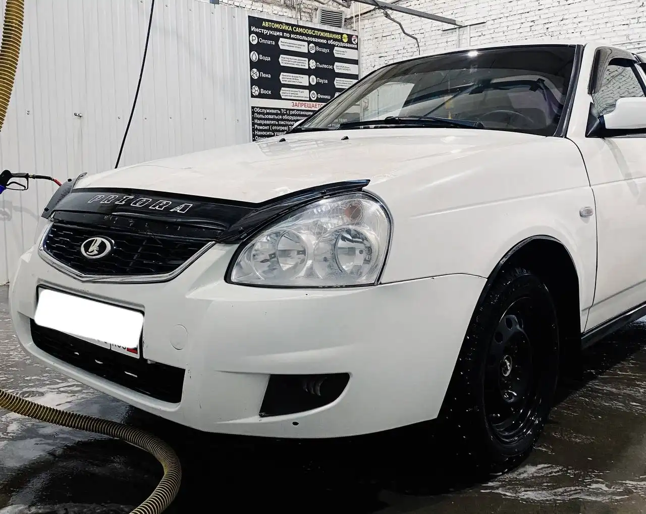 Продажа Лады Приора 2011 года