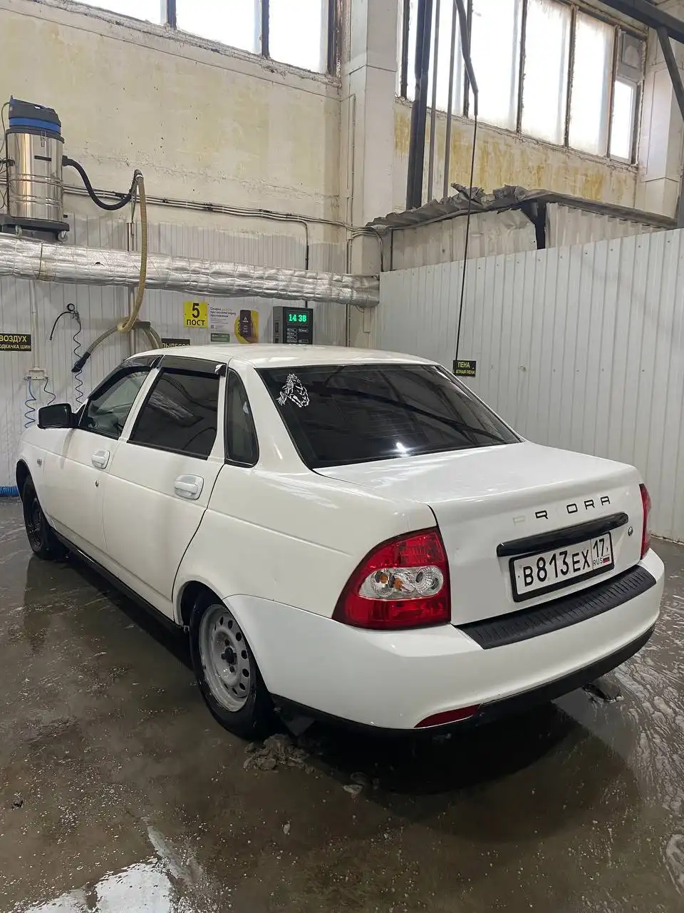 Продается Лада Приора 2011 года выпуска