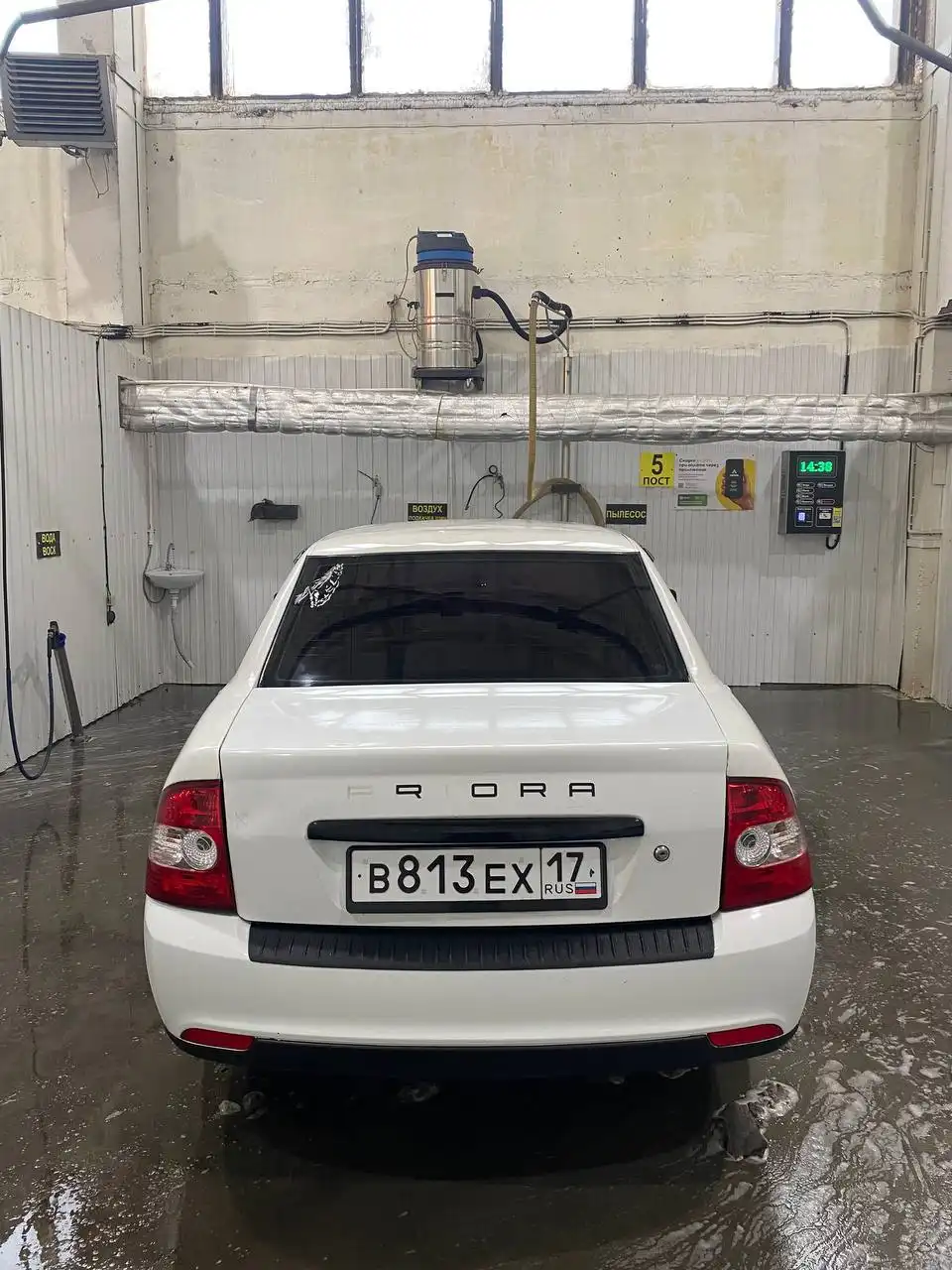Продается Лада Приора 2011 года выпуска