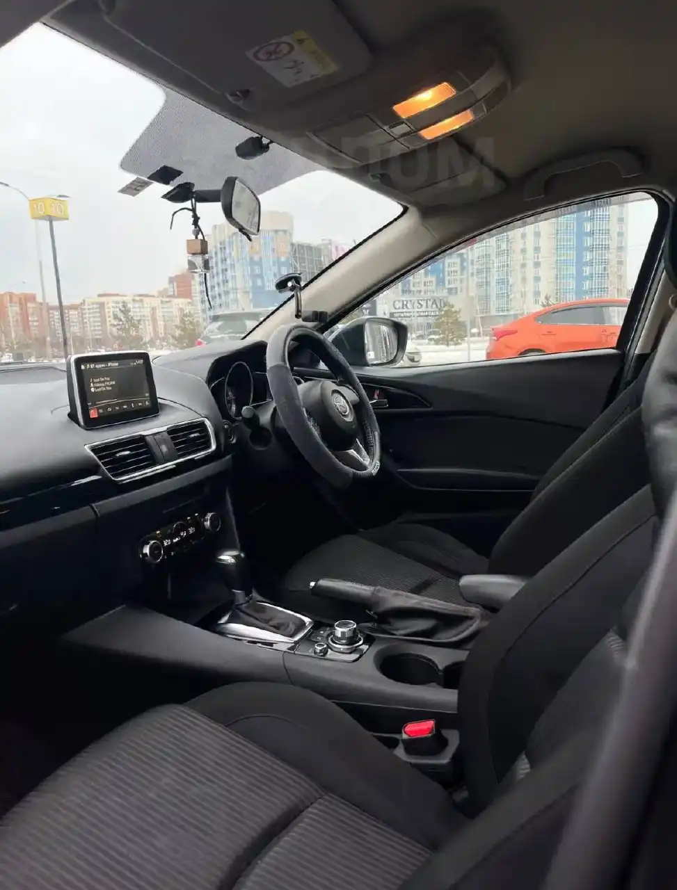 Mazda Axela - собственник в отличном состоянии