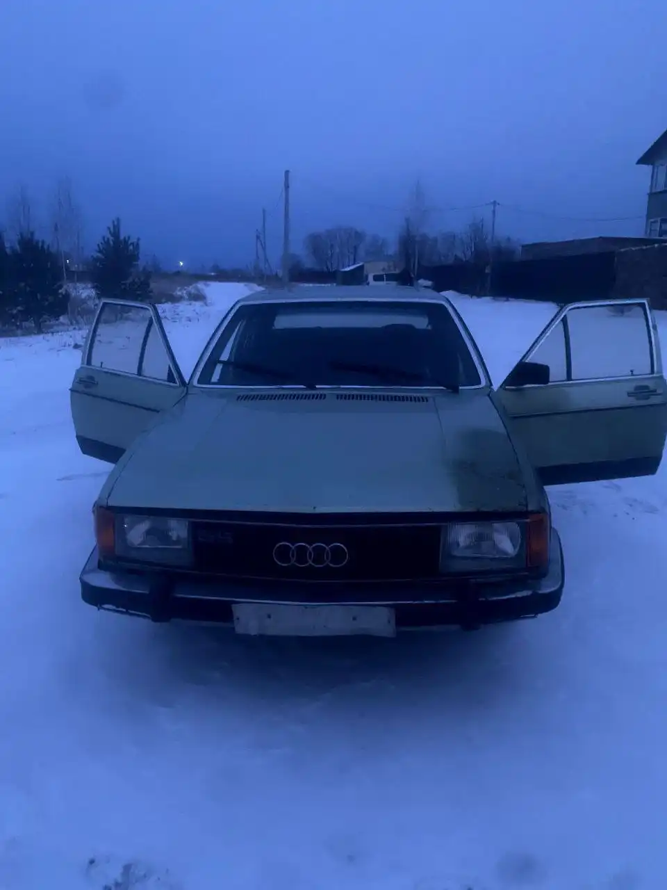 Audi 100 2.0 115 сил снята с учёта, неисправна - Авто в Красноярск