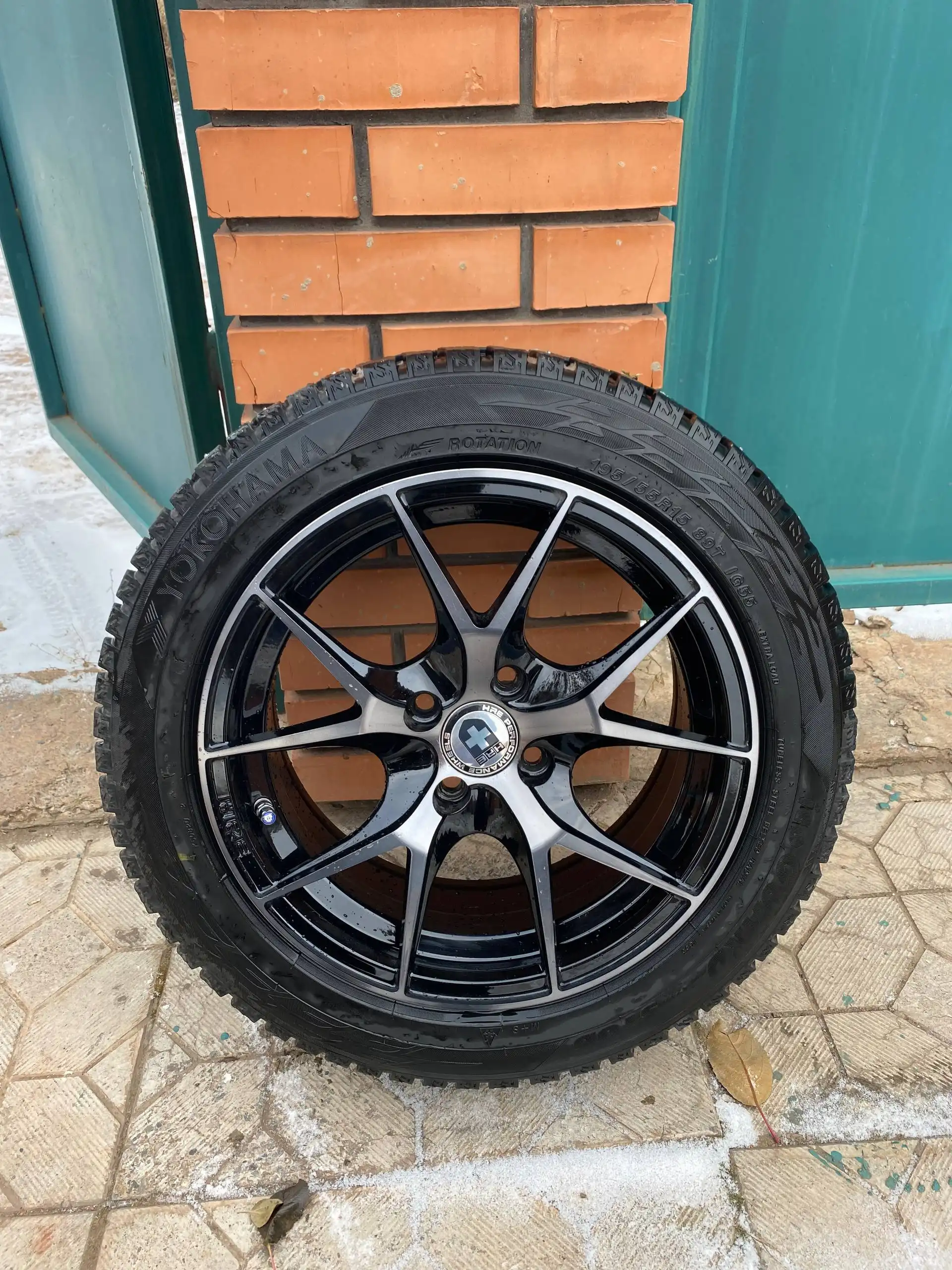 Продажа дисков HRE P101 с резиной - Запчасти (Авто) в Красноярск