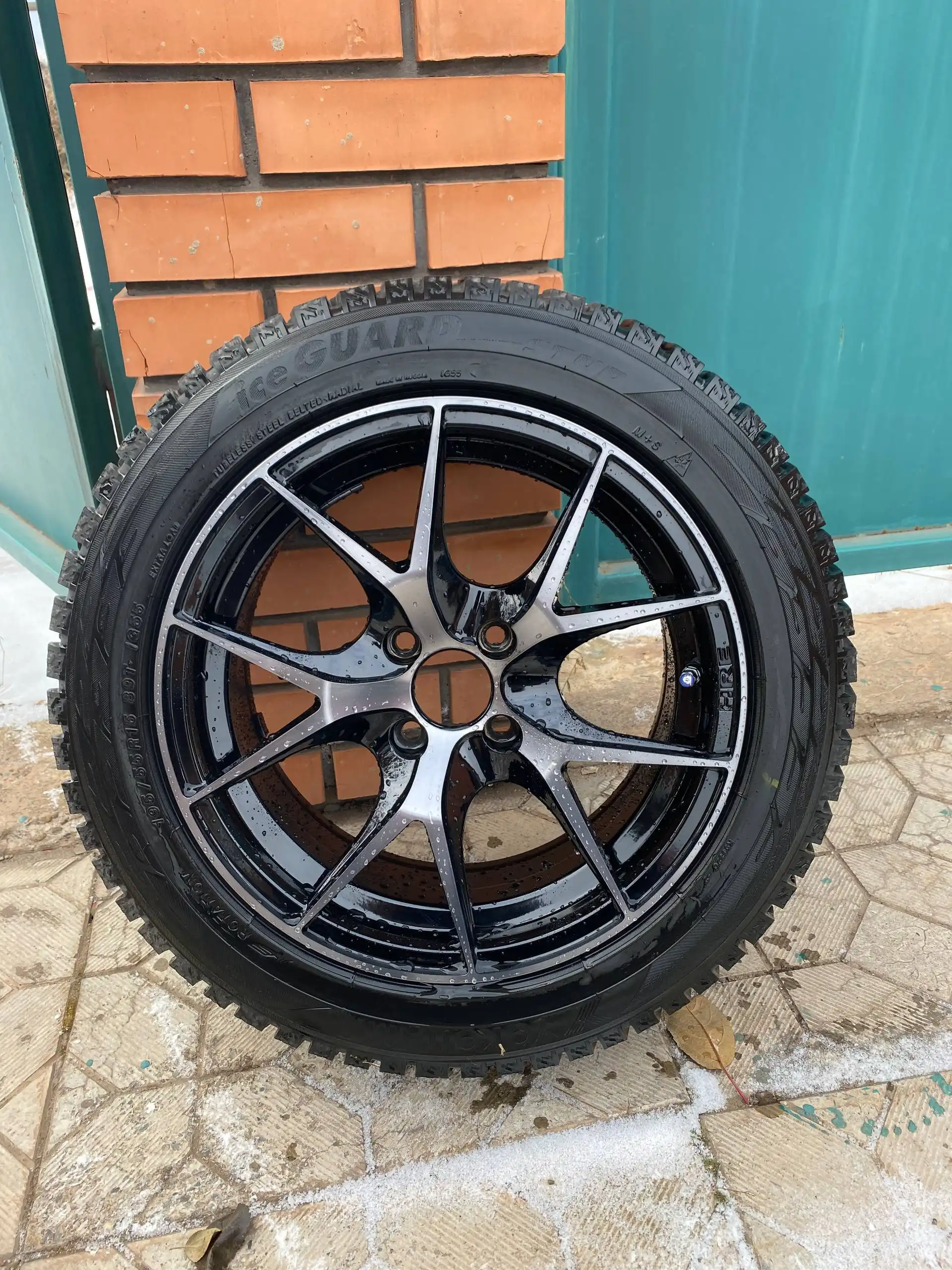 Продажа дисков HRE P101 с резиной - Запчасти (Авто) в Красноярск