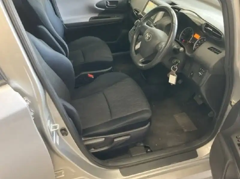 Продам Toyota Wish 2011 года - Иномарки (Авто) в Красноярск