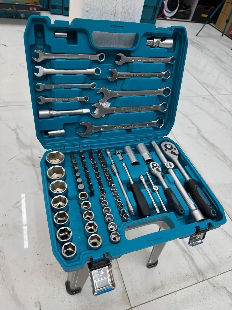 Набор инструментов Makita 82 предмета - Барахолка в Красноярск