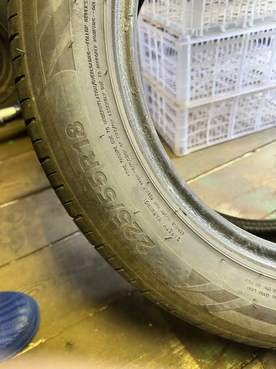 Продам летние шины 225/55R18 Triangle - Шины и диски (Запчасти) в Красноярск