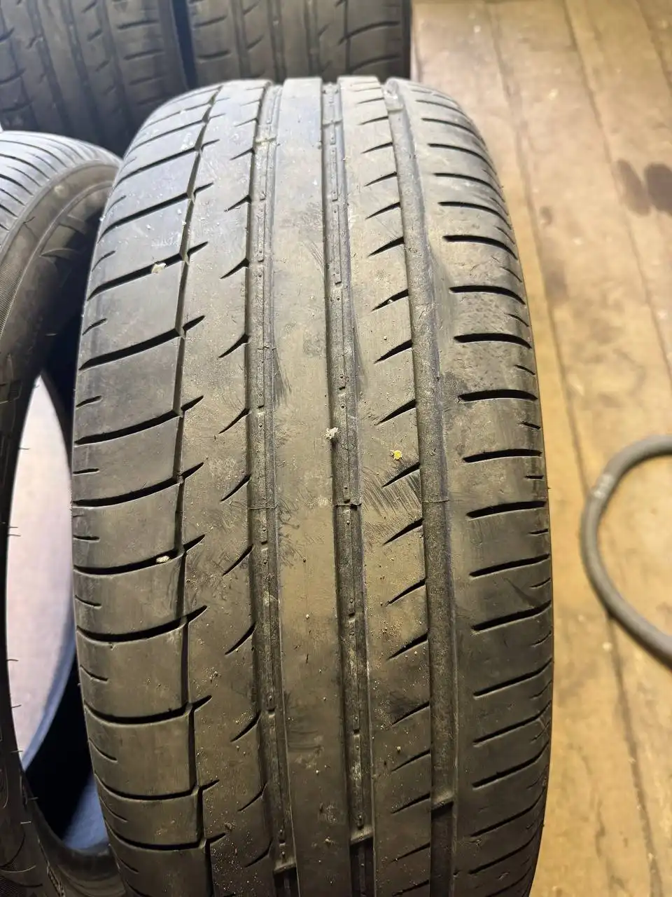 Продам летние шины 225/55R18 Triangle - Шины и диски (Запчасти) в Красноярск