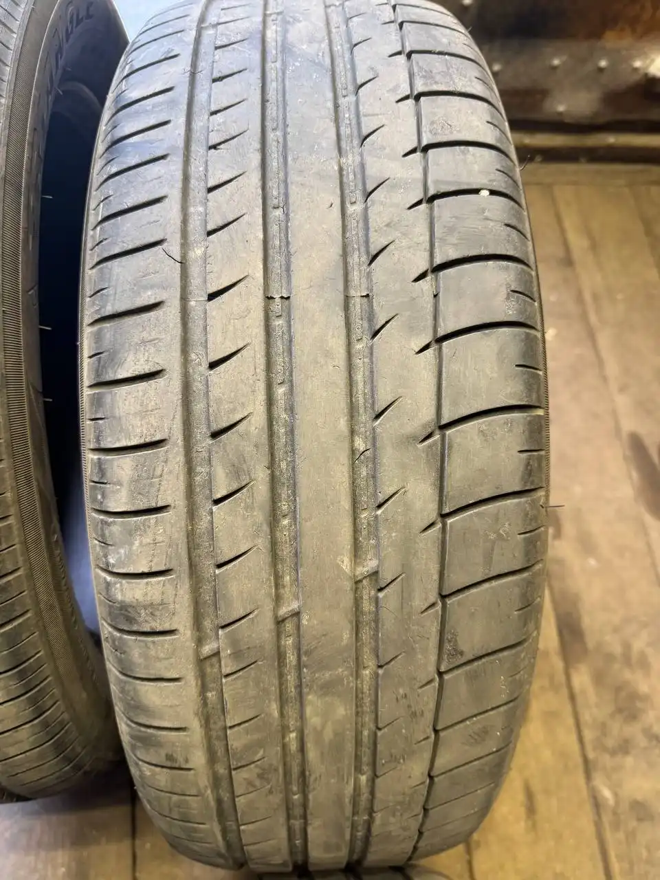 Продам летние шины 225/55R18 Triangle - Шины и диски (Запчасти) в Красноярск