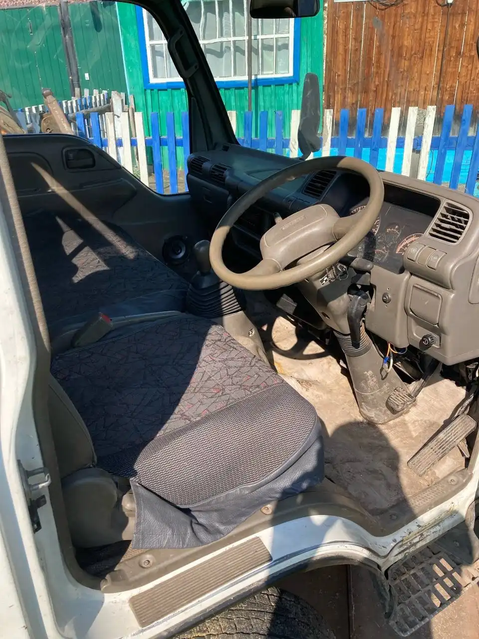 Продам Исузу Эльф 1994 года выпуска - Авто в Красноярск