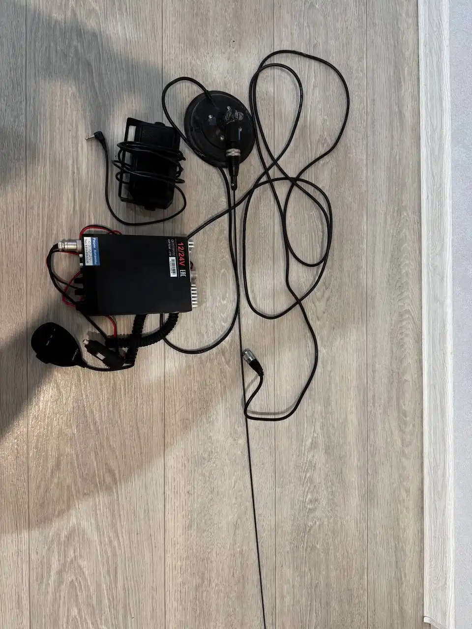 Рация Motorola 270 с выносным динамиком и антенной - Рации и радиостанции (Электроника) в Красноярск