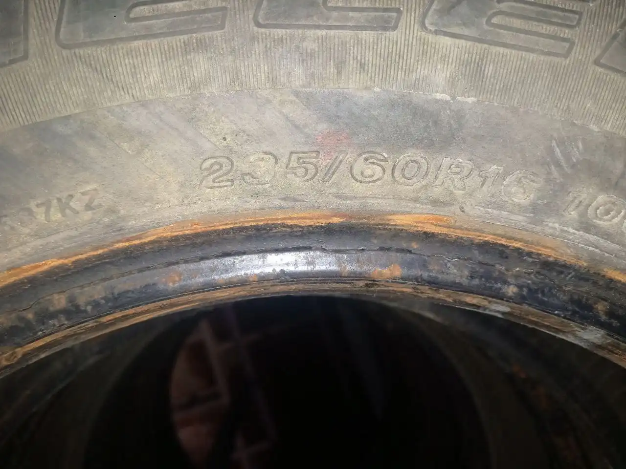 Шины 235/60 R16 для Kia Sportage - Шины (Запчасти) в Красноярск