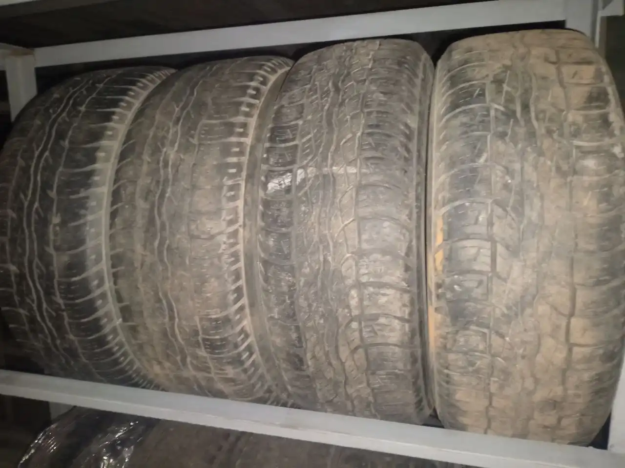 Шины 235/60 R16 для Kia Sportage - Шины (Запчасти) в Красноярск