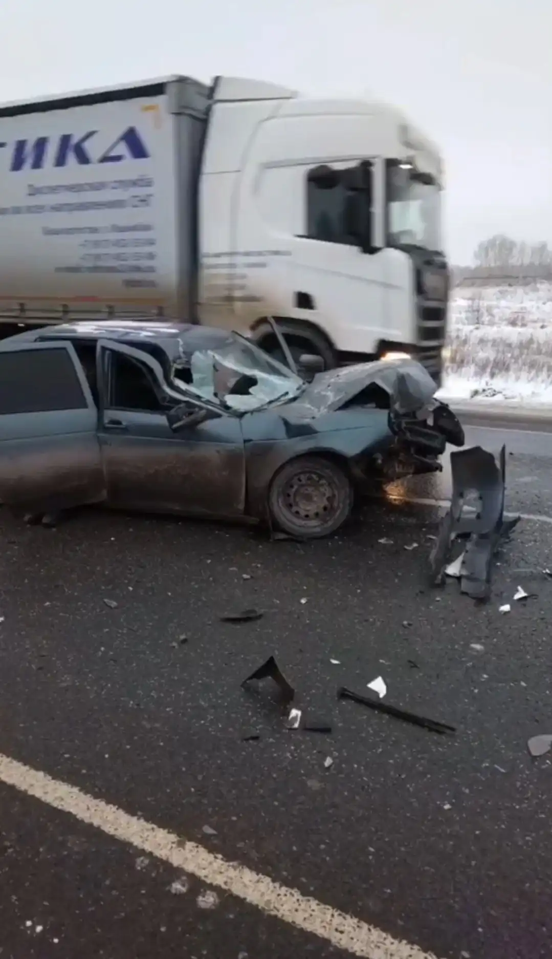 Продам Приору хетчбэк после ДТП - Легковые автомобили (Авто) в Сосновоборск