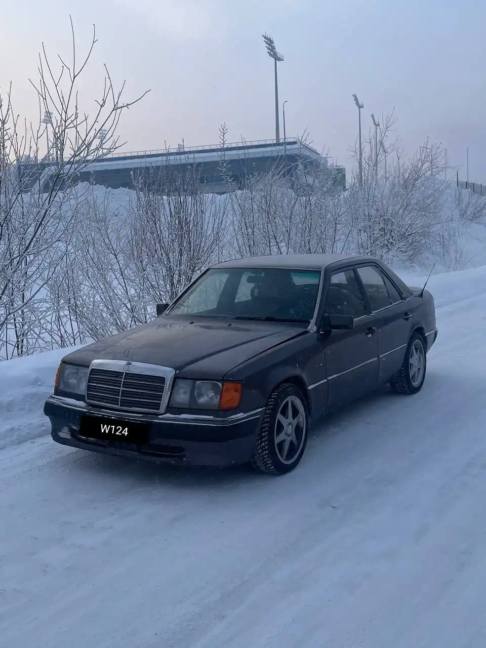 Mercedes W124 3 литра Механика Самоблок - Авто в Красноярск