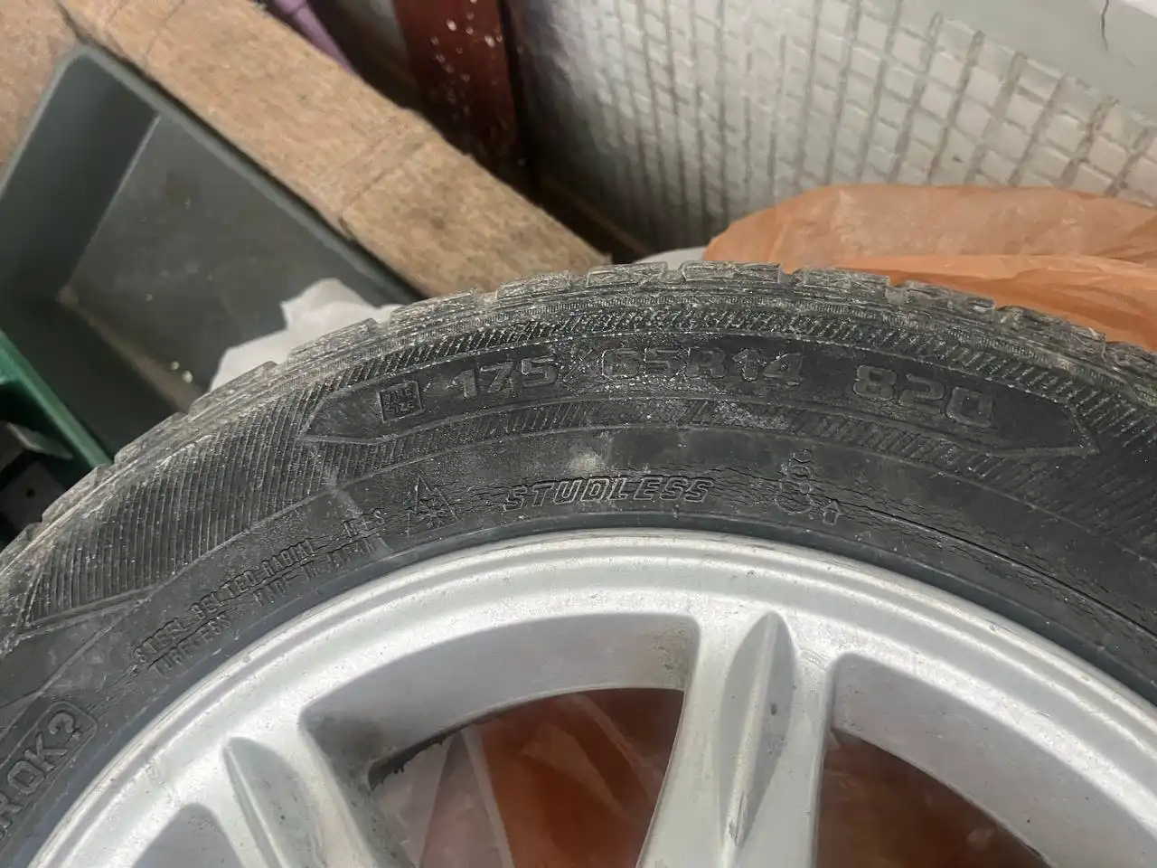 Продам или обменяю запчасти для авто - Запчасти в Красноярск