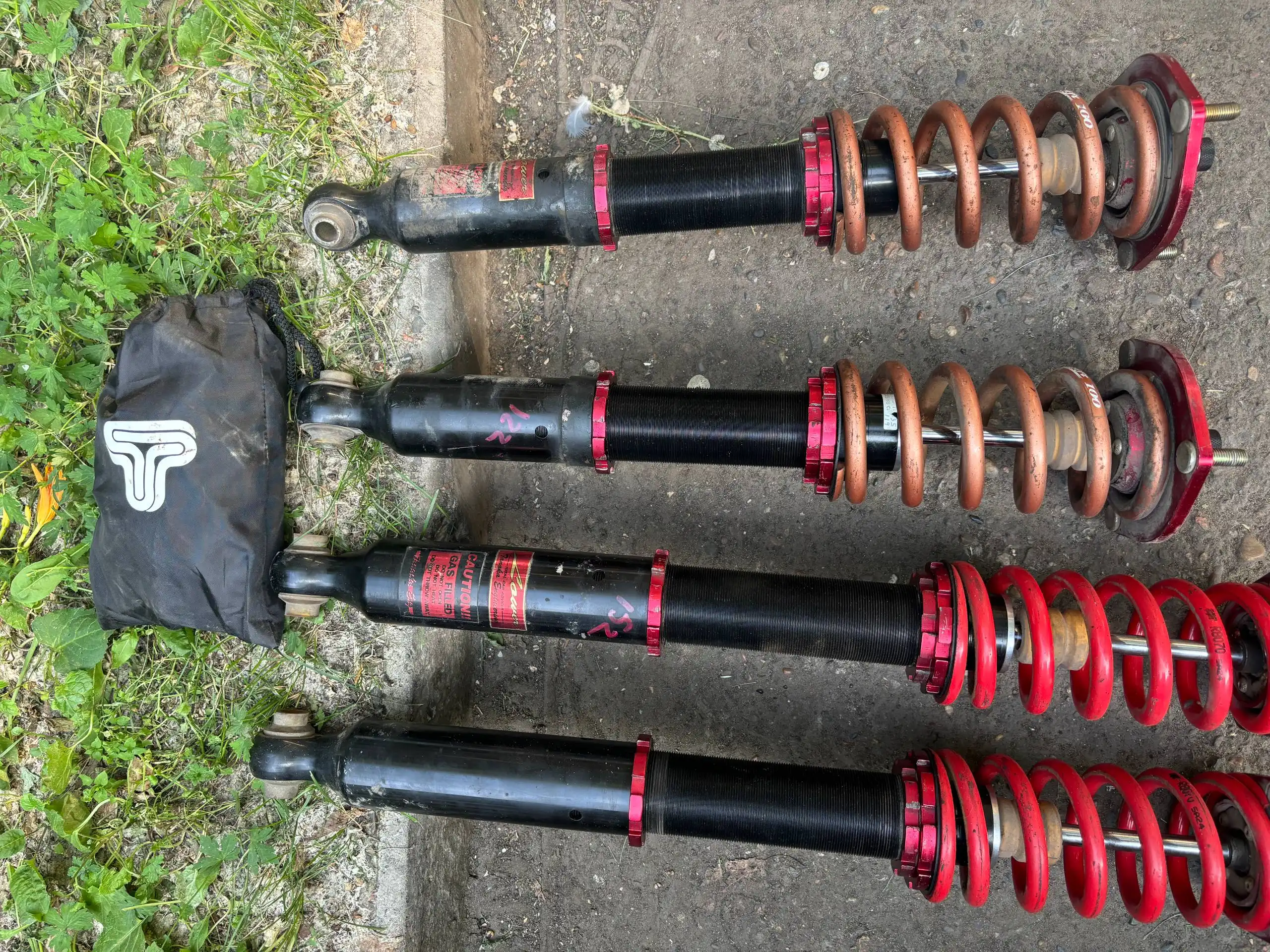 Продам колы в отличном состоянии - Автозапчасти (Запчасти) в Красноярск