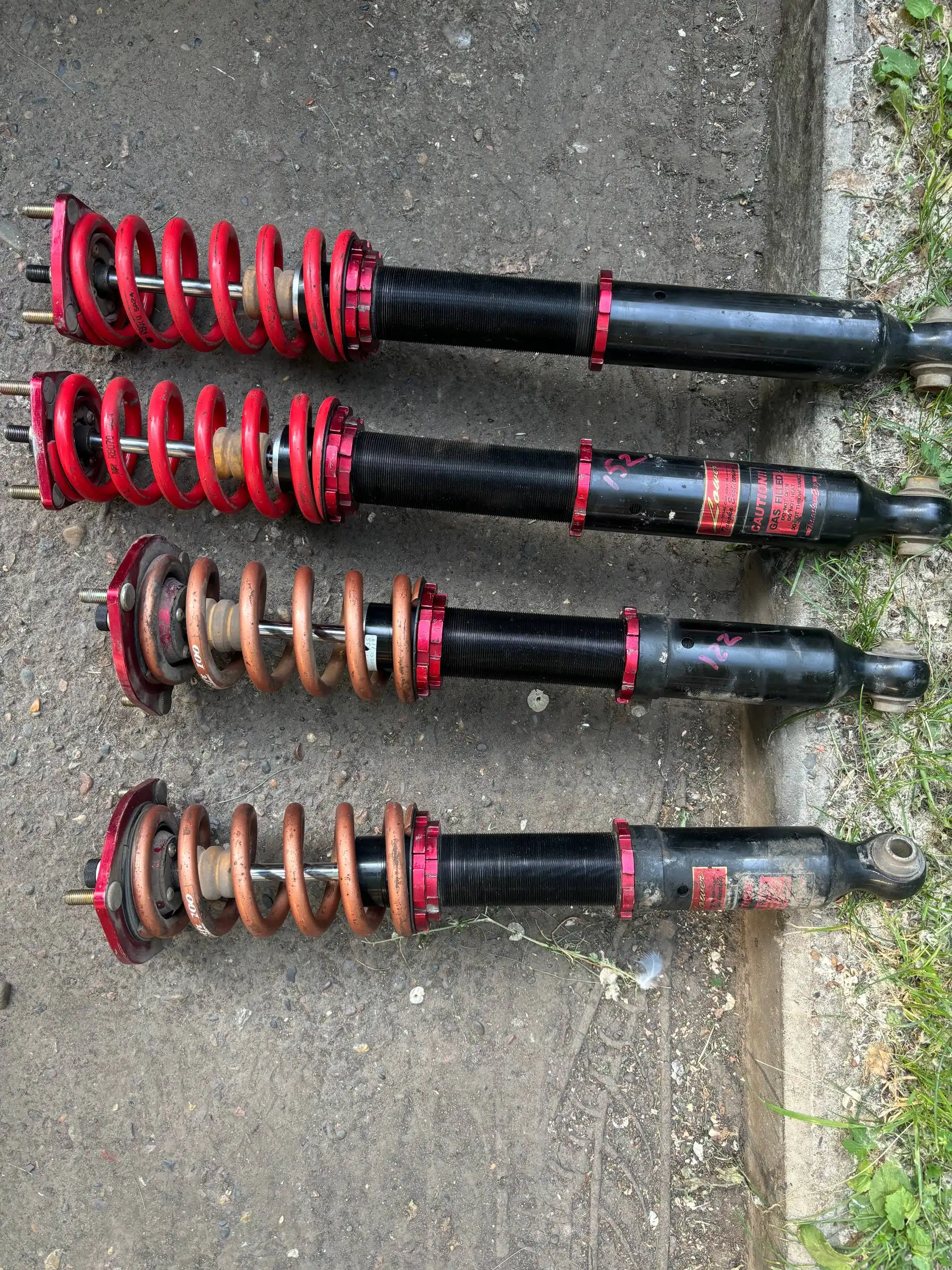 Продам колы в отличном состоянии - Автозапчасти (Запчасти) в Красноярск