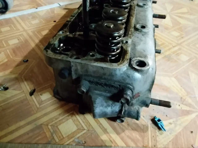 Продам ГБЦ ЗМЗ 402 - Автомобильные аккумуляторы в Красноярск