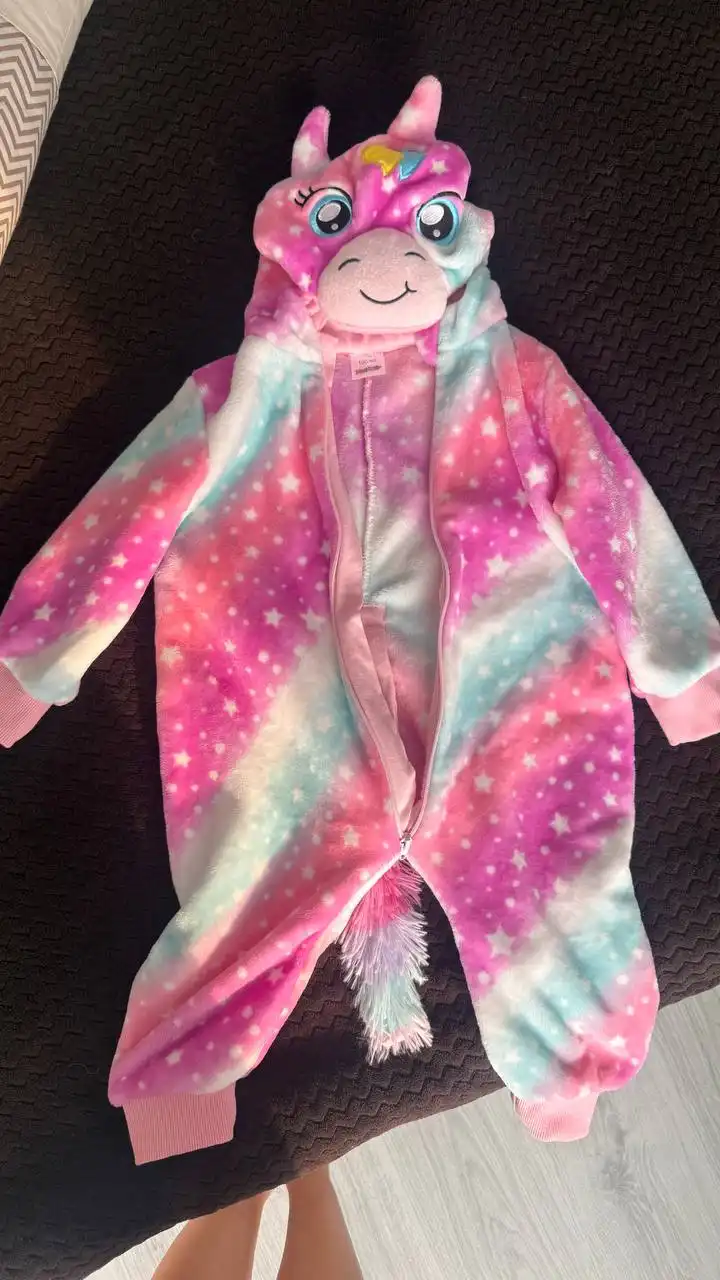 Продам детский костюм