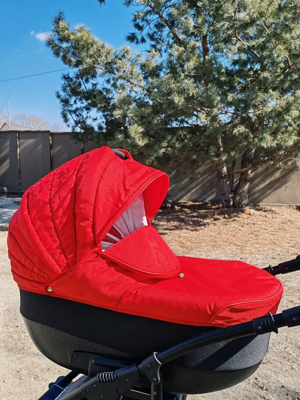 Продам коляску Camarelo Sevilla