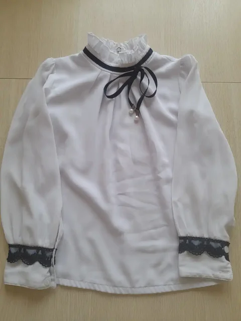 Школьная блуза размер 128 - Одежда в Владивосток