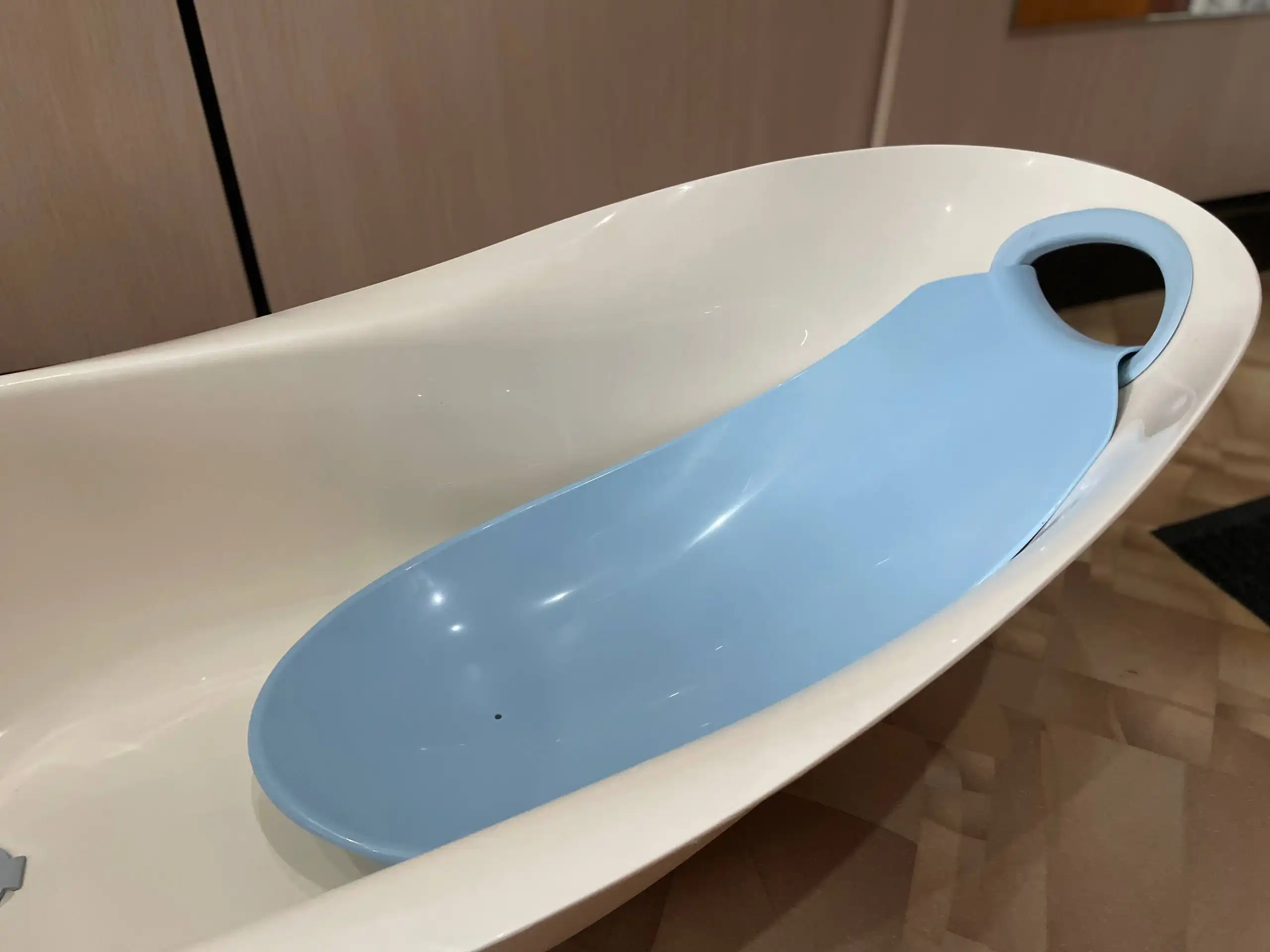 Продам ванночку