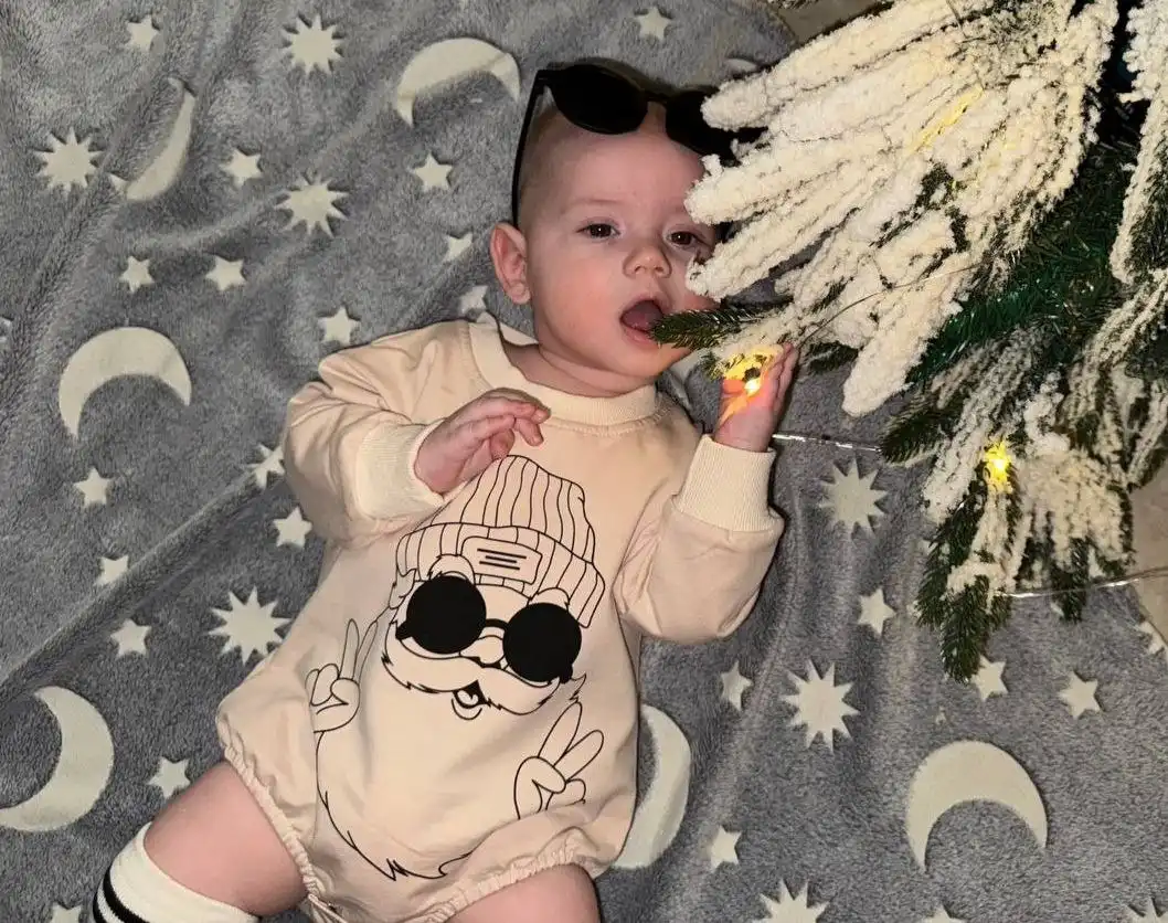 Продажа детской одежды: бодики и комбинезон