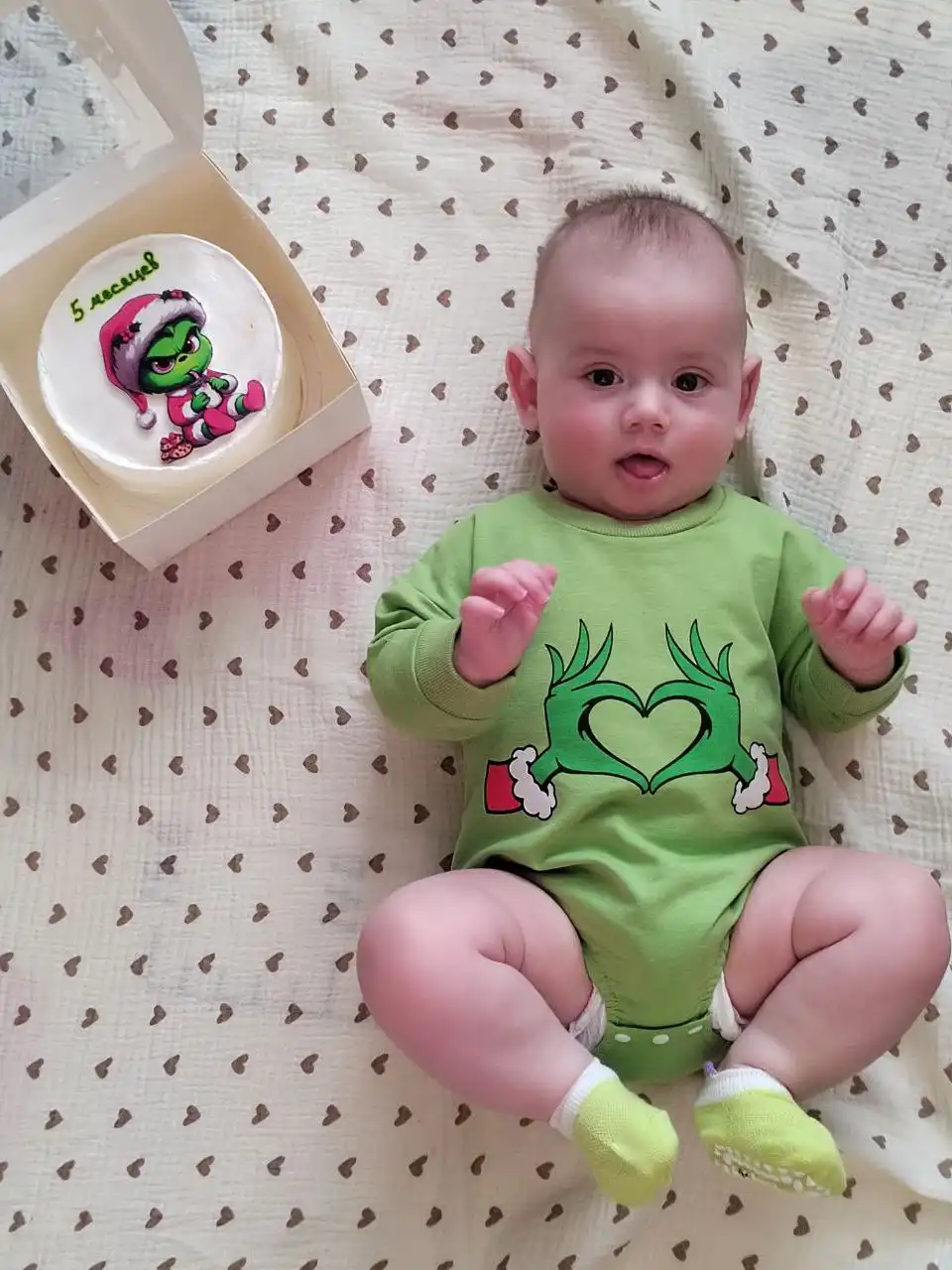 Продажа детской одежды: бодики и комбинезон